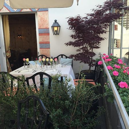Hotel Weiss Kreuz Malans Exterior photo