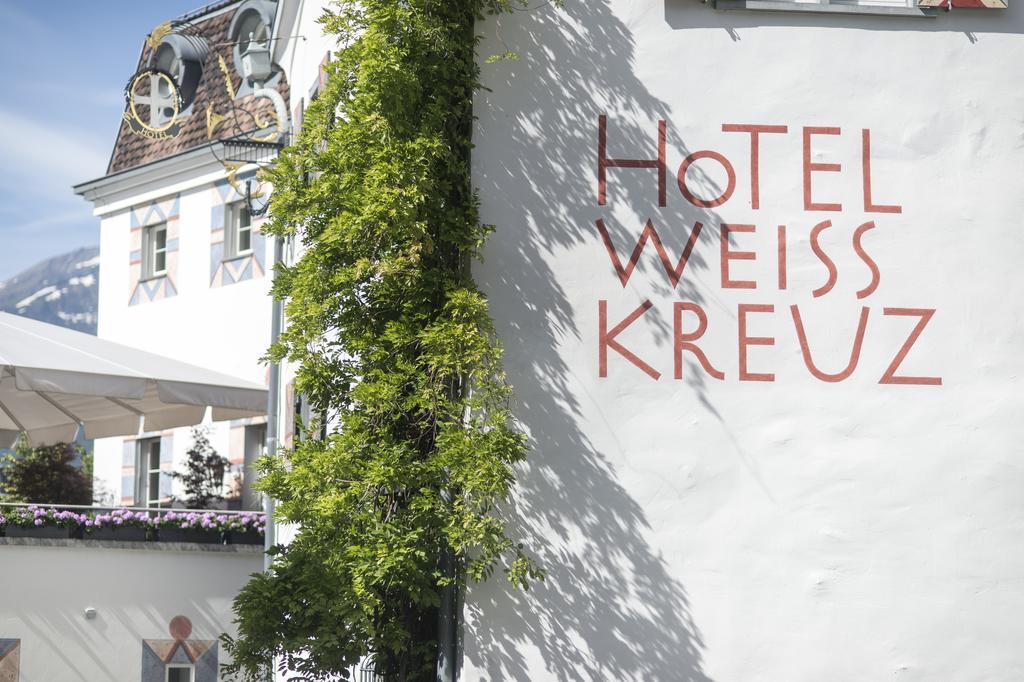 Hotel Weiss Kreuz Malans Exterior photo