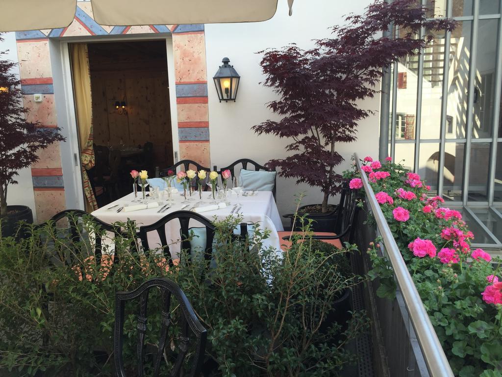 Hotel Weiss Kreuz Malans Exterior photo